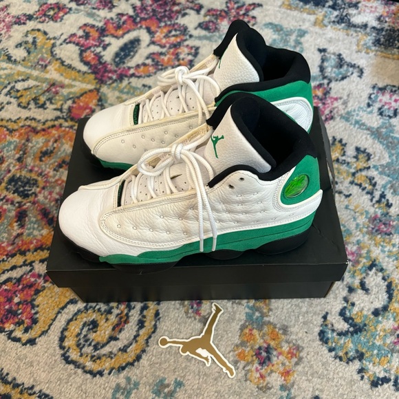 Jordan 13 Retro ‘Lucky Green’ - Picture 2 of 7